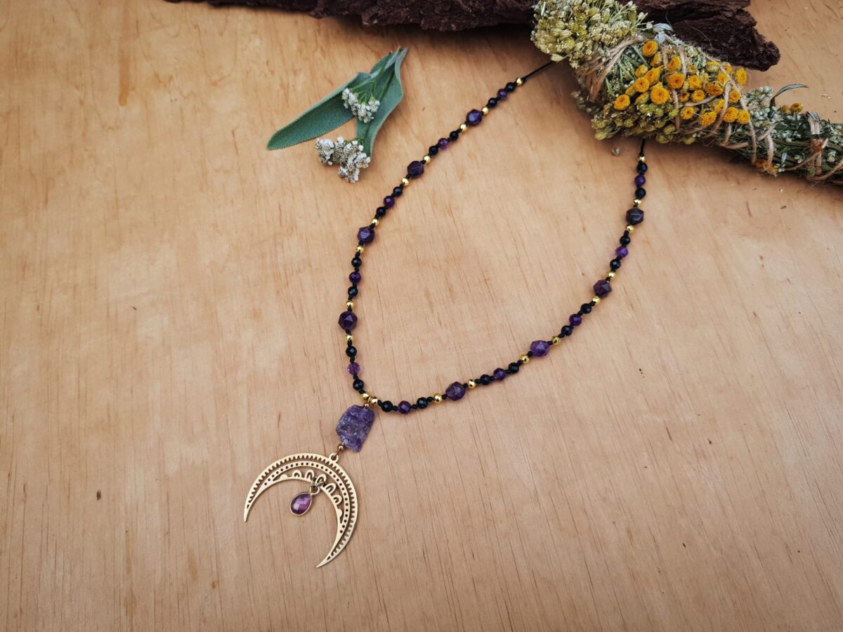 Naszyjnik Lunula Transformacji - Ametyst, Turmalin, Hematyt