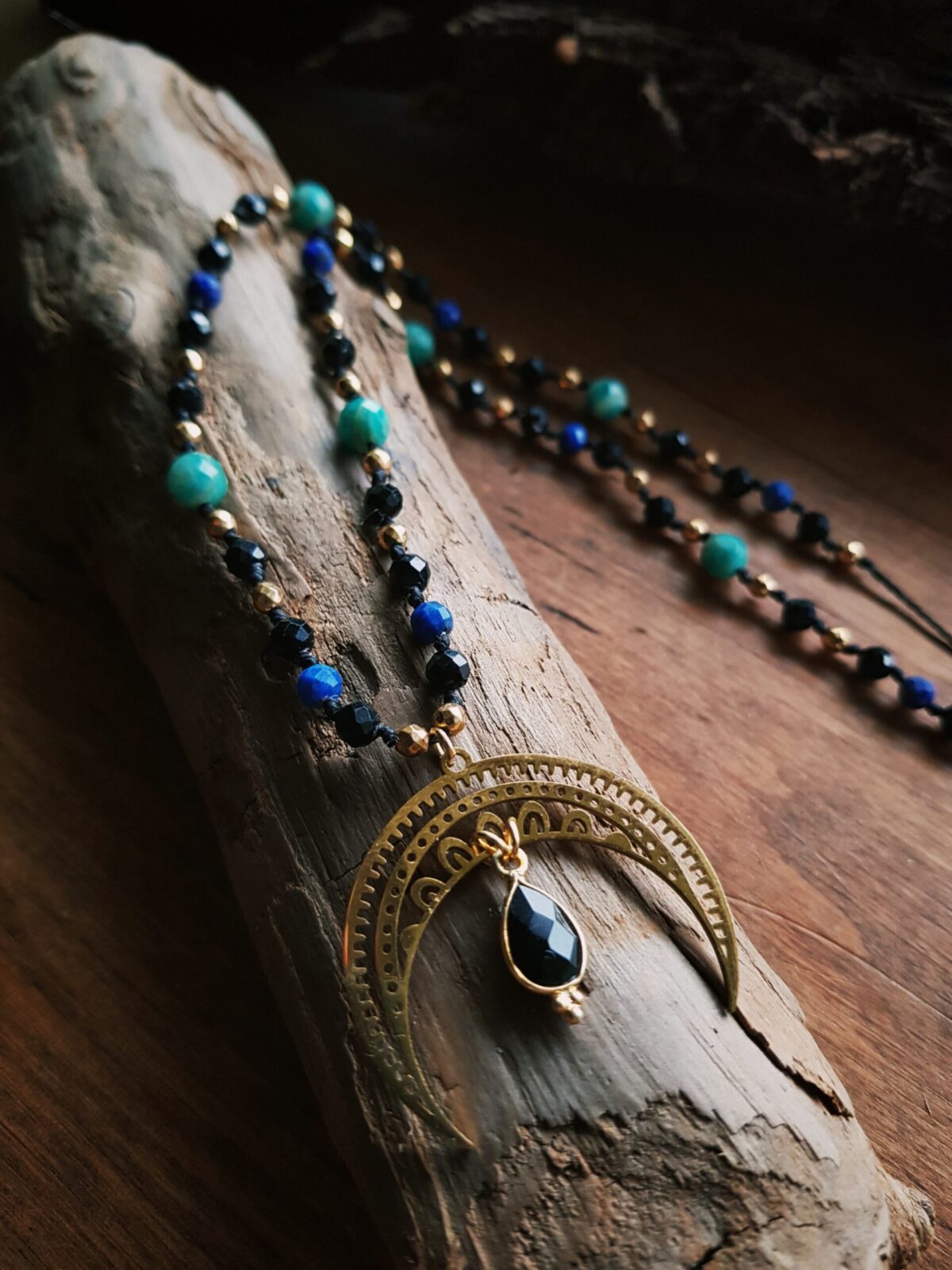 Naszyjnik Lunula Intuicji - Turmalin, Lapis lazuli, Amazonit, Onyks - obrazek 13