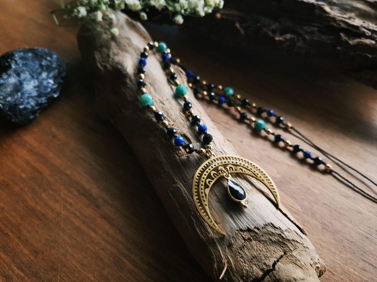 Naszyjnik Lunula Intuicji - Turmalin, Lapis lazuli, Amazonit, Onyks - obrazek 10