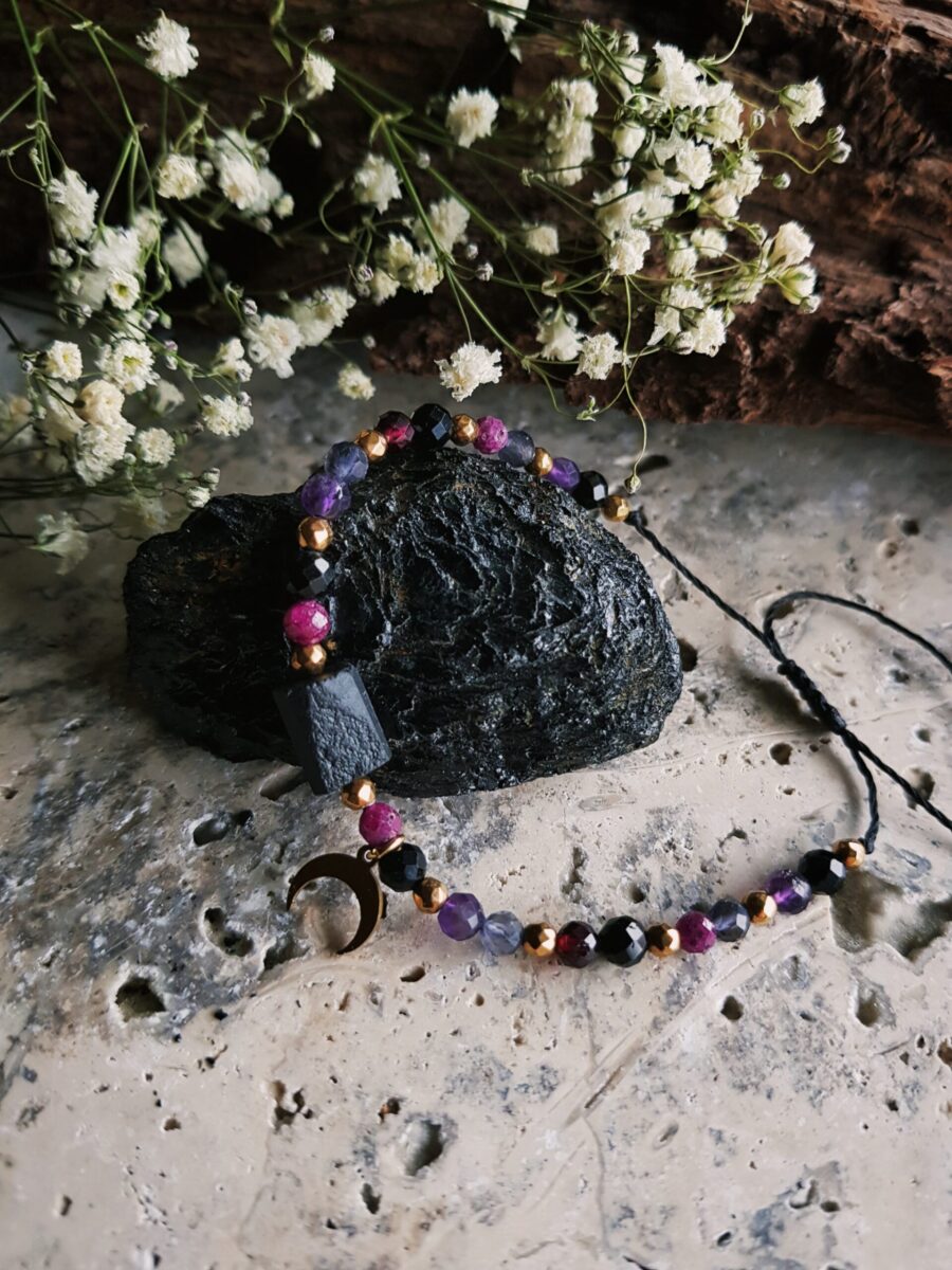 Bransoletka "Strażniczka z Kosmosu" - Turmalin, Iolit, Ametyst, Rubin, Granat, Onyks - obrazek 12