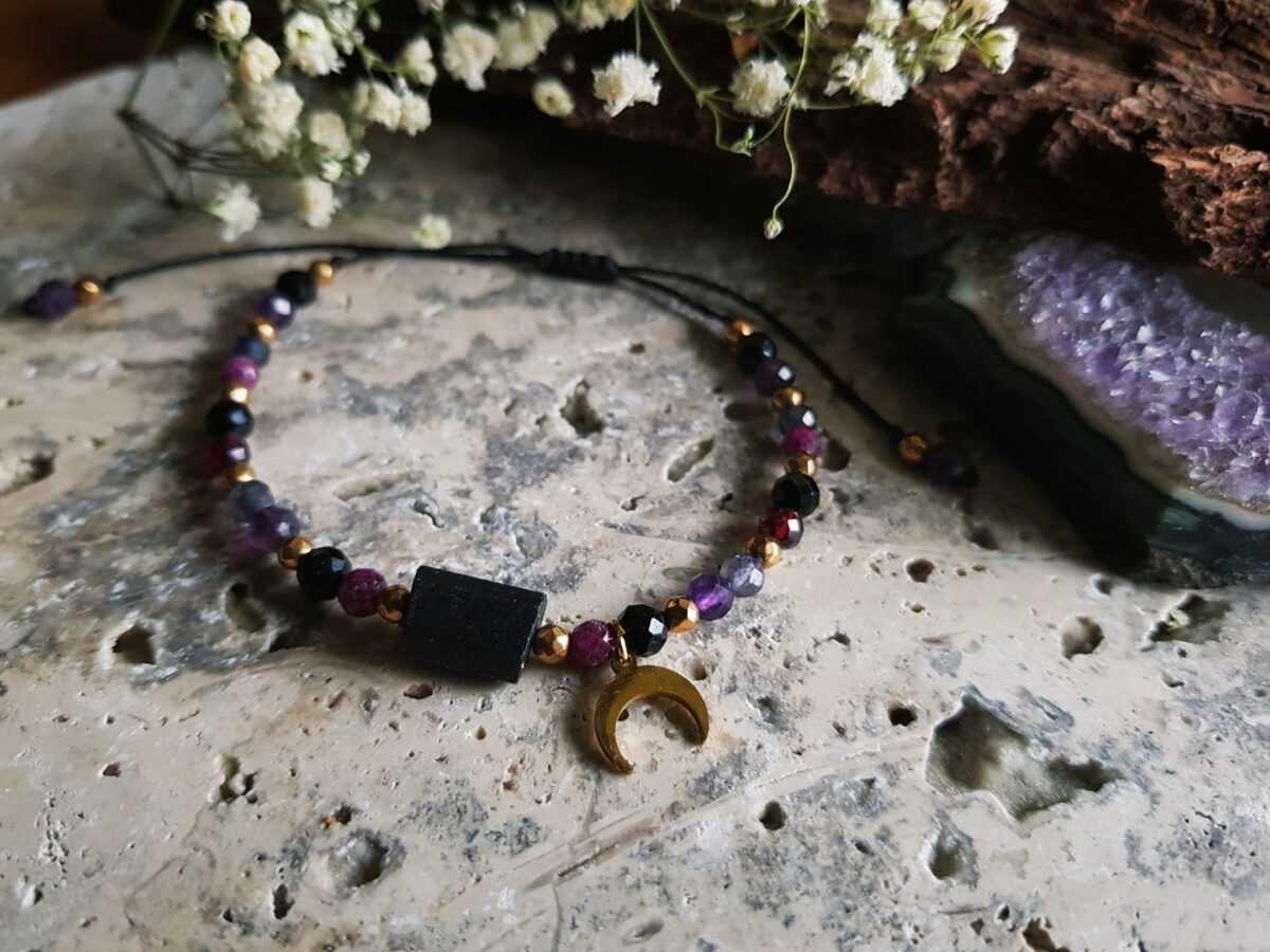 Bransoletka "Strażniczka z Kosmosu" - Turmalin, Iolit, Ametyst, Rubin, Granat, Onyks - obrazek 10