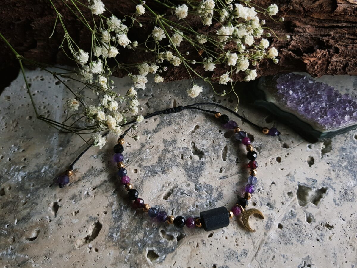 Bransoletka "Strażniczka z Kosmosu" - Turmalin, Iolit, Ametyst, Rubin, Granat, Onyks - obrazek 11