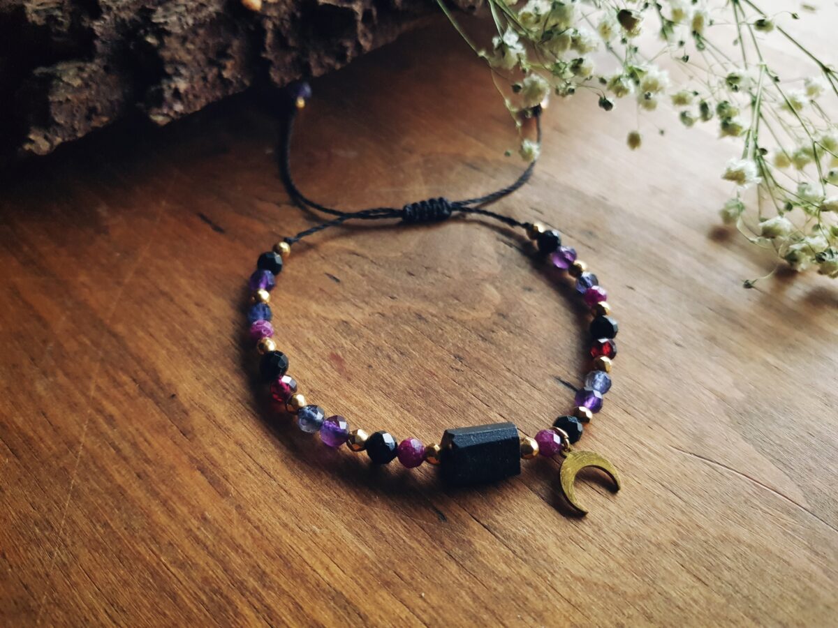 Bransoletka "Strażniczka z Kosmosu" - Turmalin, Iolit, Ametyst, Rubin, Granat, Onyks - obrazek 6