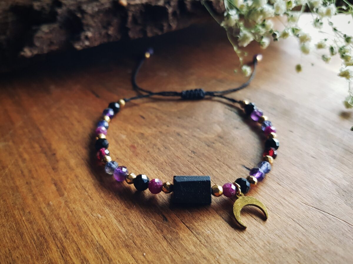 Bransoletka "Strażniczka z Kosmosu" - Turmalin, Iolit, Ametyst, Rubin, Granat, Onyks - obrazek 4