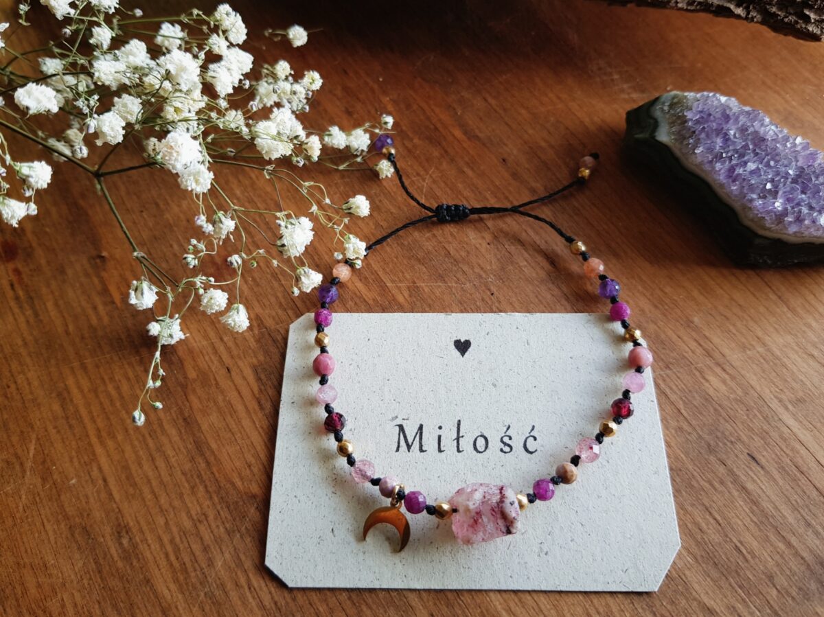 Bransoletka "Kochać"- Kwarc truskawkowy, Rubin, Fosfosyderyt, Granat, Rodonit, Ametyst, Kamień słoneczny - obrazek 1