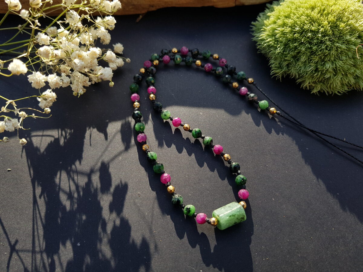 Naszyjnik "Transformacja” – Zoisyt, Rubin - obrazek 2