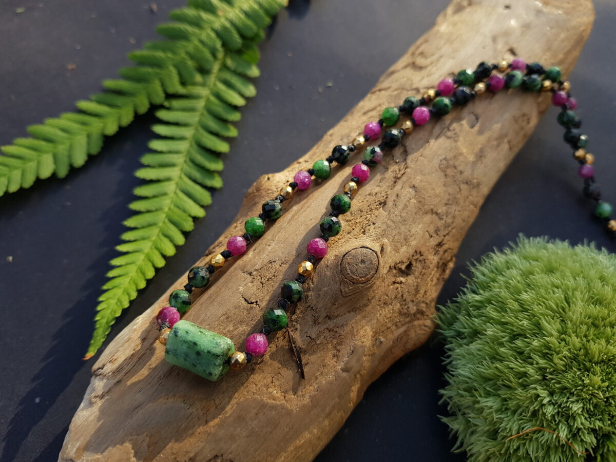 Naszyjnik "Transformacja” – Zoisyt, Rubin - obrazek 6