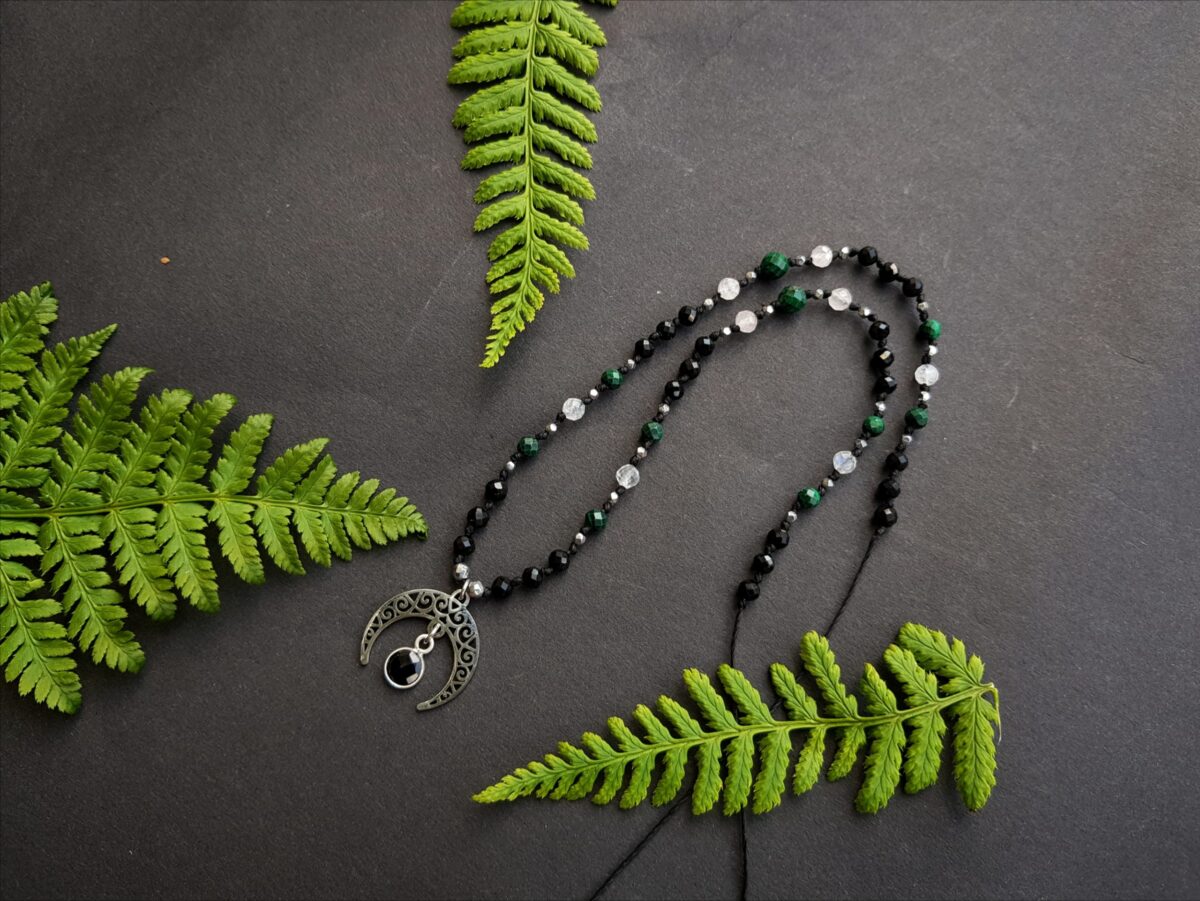 Naszyjnik "Magia Kobiecości"  - Turmalin, Malachit, Kamień księżycowy, Kwarc różowy, Onyks - obrazek 10