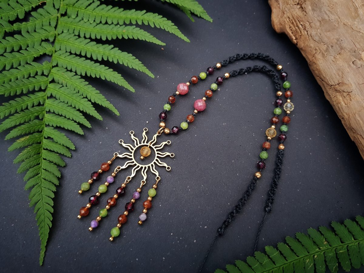 Naszyjnik "Amulet Zdrowia" - Nefryt, Granat, Czaroit, Rodochrozyt, Cytryn