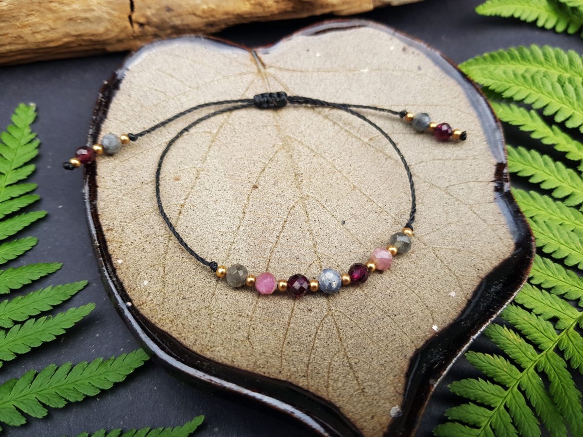 Minimalistyczna bransoletka "Harmonia" - Szafir, Granat, Turmalin różowy, Labradoryt - obrazek 9
