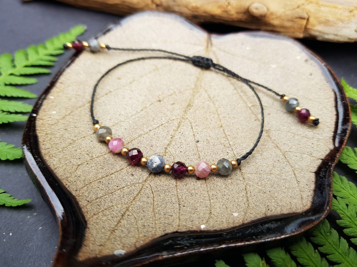 Minimalistyczna bransoletka "Harmonia" - Szafir, Granat, Turmalin różowy, Labradoryt - obrazek 4
