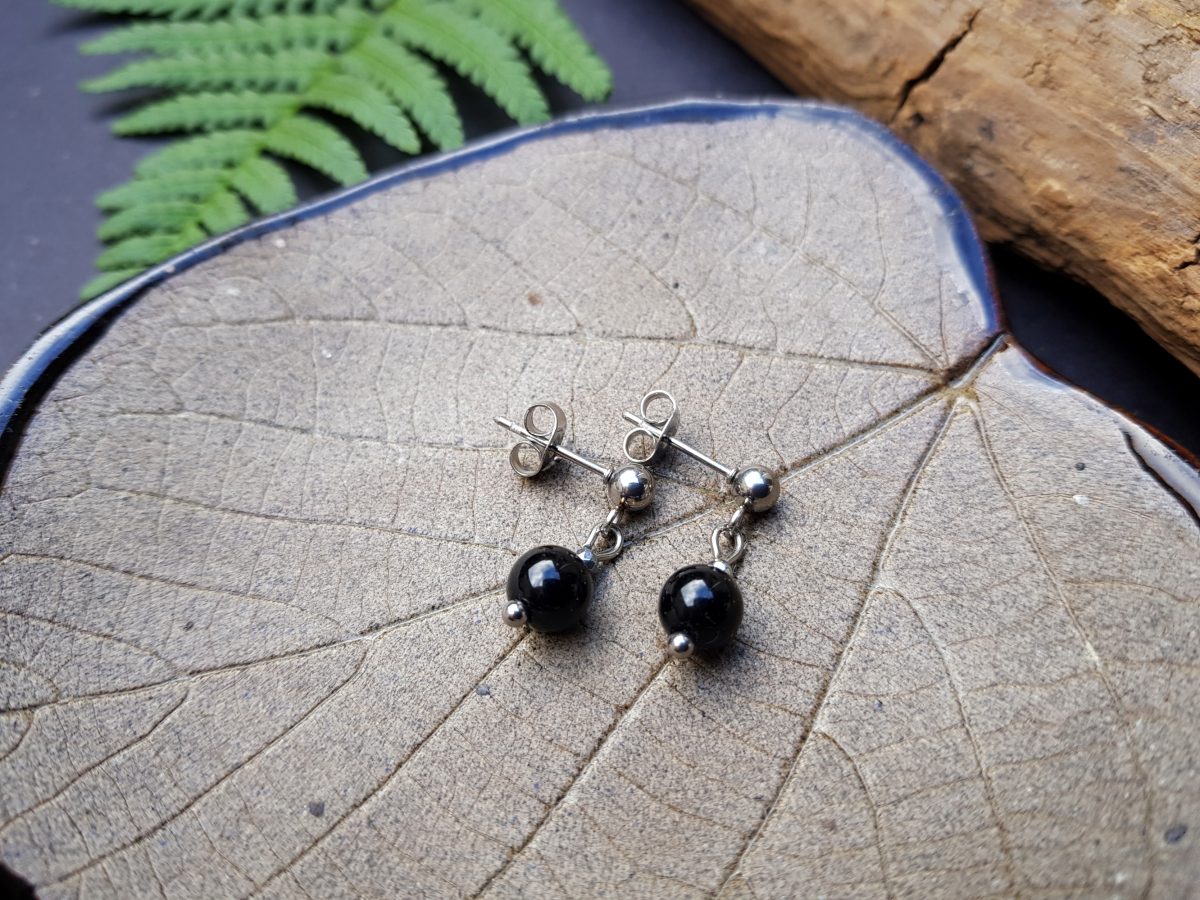 Minimalistyczne kolczyki z Turmalinem