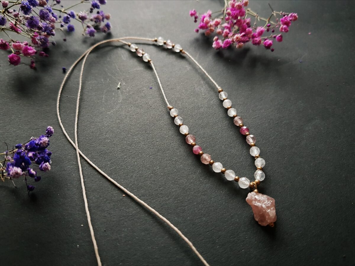 Naszyjnik "Kochaj siebie" - Kwarc truskawkowy, Kamień księżycowy, Turmalin różowy