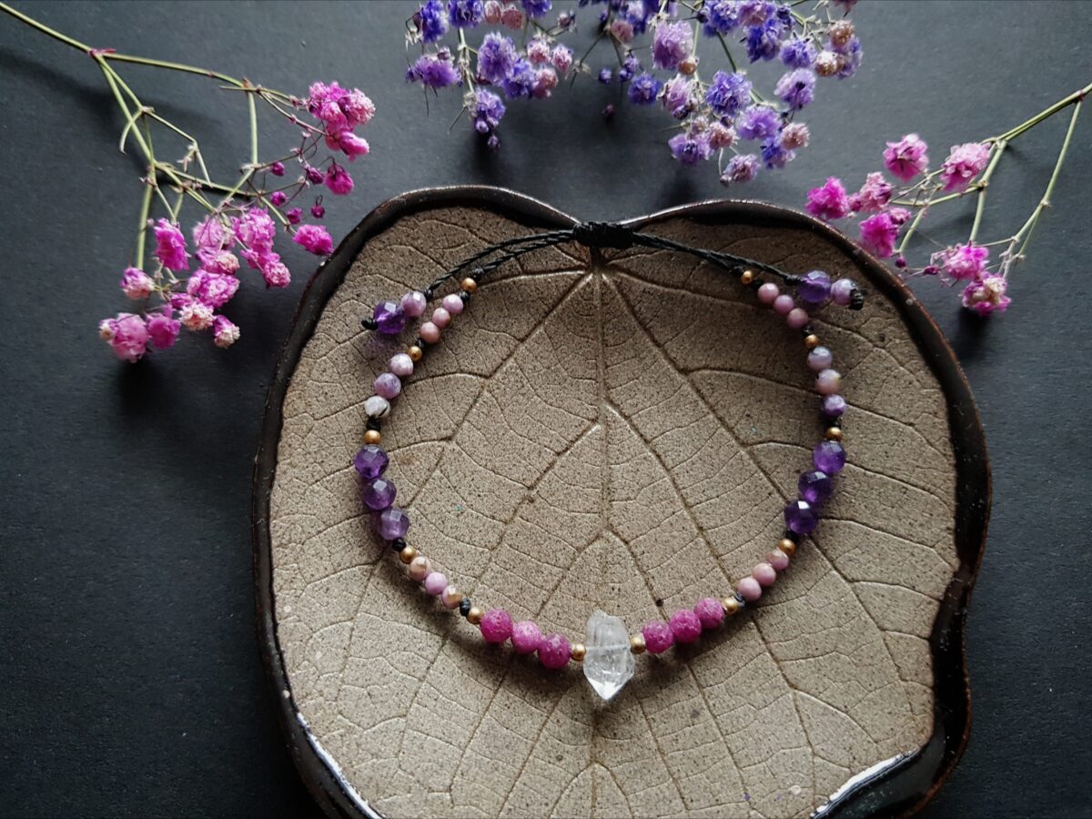 Bransoletka "Czarodziejka" - Herkimer, Rubin, Fosfosyderyt, Czaroit, Ametyst